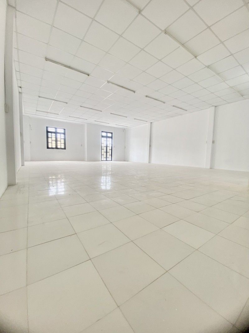 Bán Nhà 165m2 Ngang 8m Tiện KD CHDV 13.x tỷ Âu Cơ