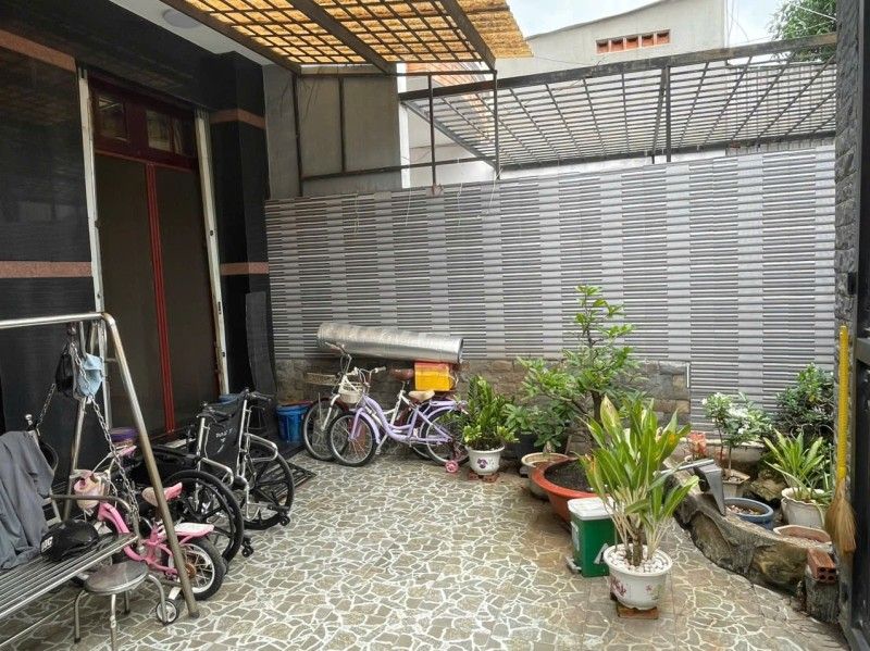 Property thumbnail 5