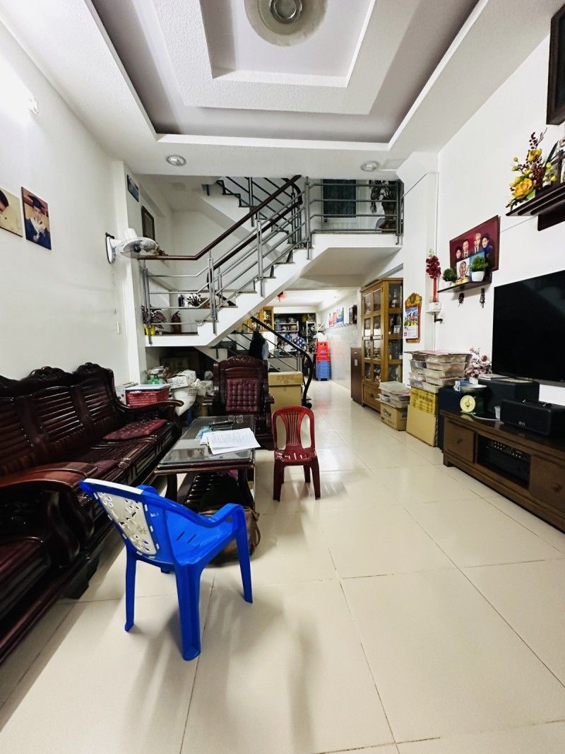 Property thumbnail 3